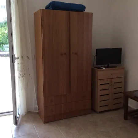4 Seasons Apartament *